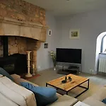 Maison De La Combe