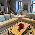 Maison De La Combe *