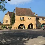 Maison De La Combe