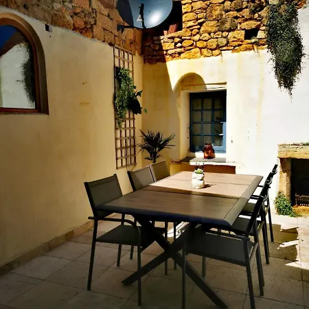 Maison De La Combe