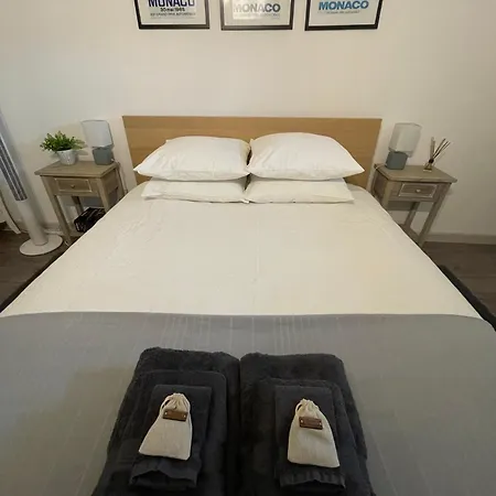 Maison De La Combe *