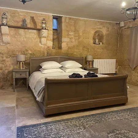 Maison De La Combe