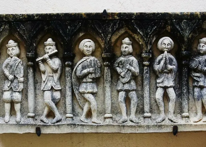 Maison De La Combe *