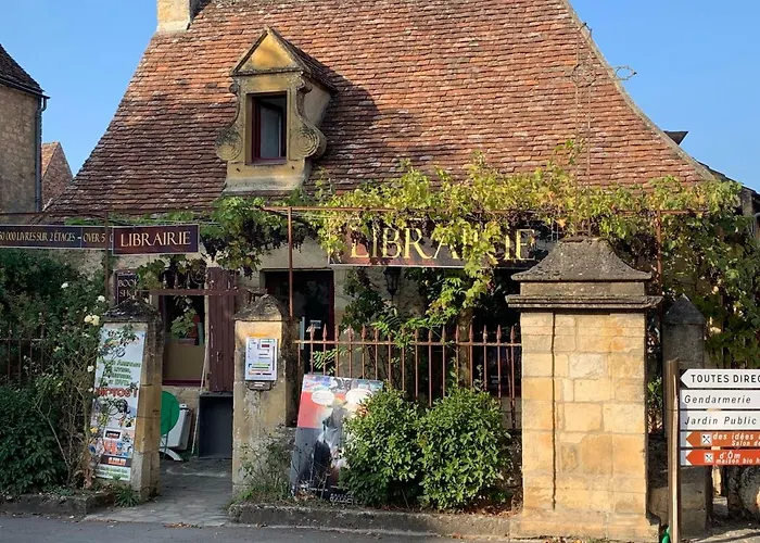 Maison De La Combe
