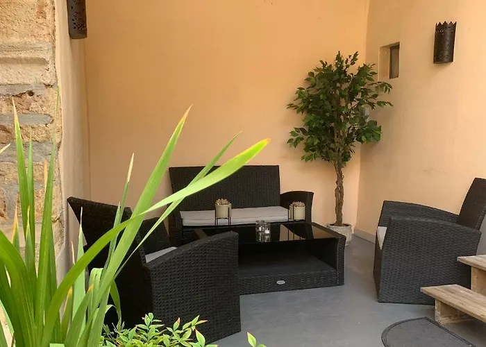 Holiday home Maison De La Combe